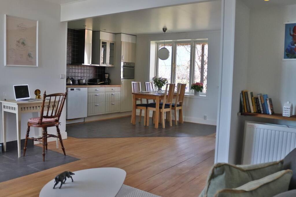 Captivating Harbor View Suite Östhammar 外观 照片
